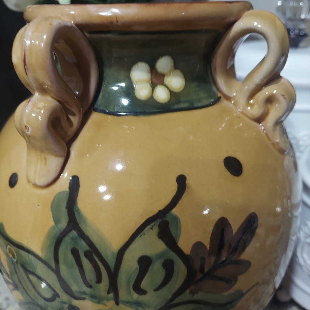 Ceramic Vase - Picture 9 of 11